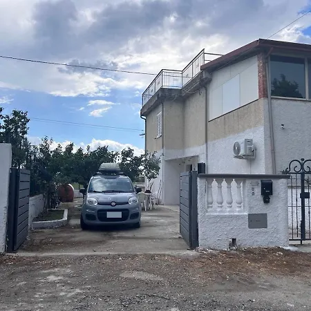 Holiday home Del Limone Sellia Marina